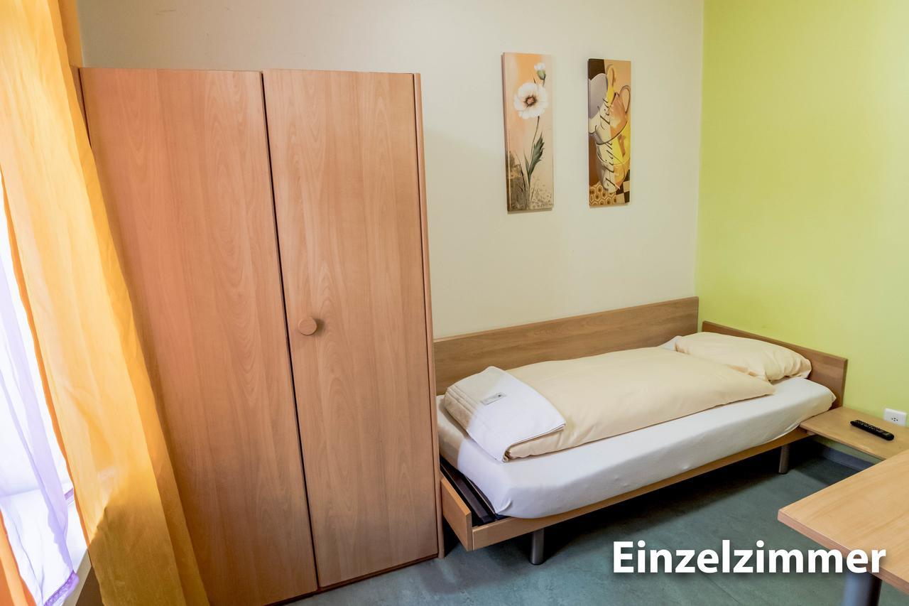 Hotel & Backpackers Zak Schaffhausen Eksteriør billede