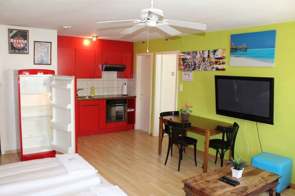 Hotel & Backpackers Zak Schaffhausen Eksteriør billede